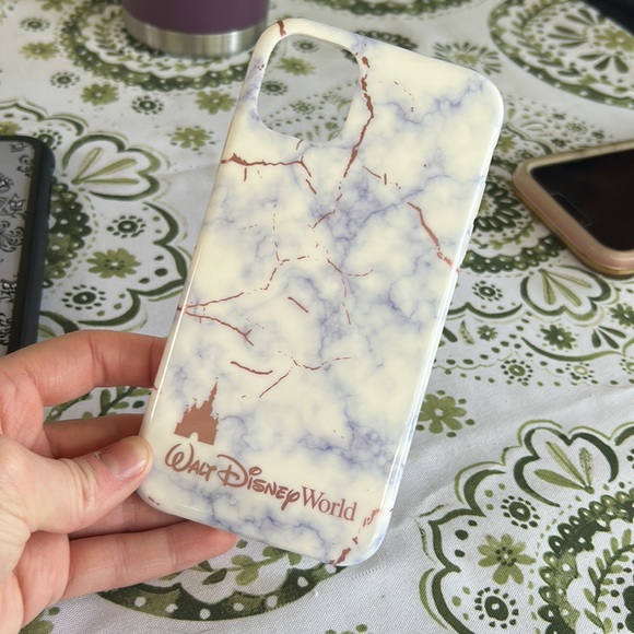 iPhone 11 case bundle - Picture 3 of 5